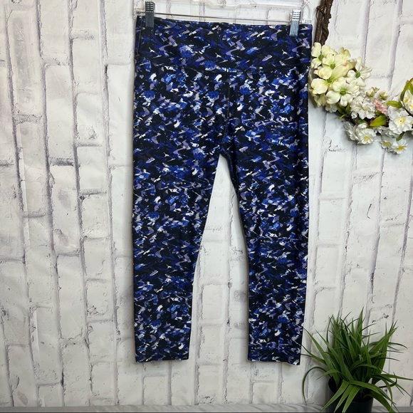 Fabletics Demi Lovato Leggings - Picture 2 of 10